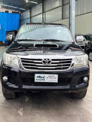 TOYOTA HILUX 3.0 SRV TOP 4X4 CD 16V TURBO INTERCOOLER DIESEL 4P AUTOMÁTICO TOYOTA HILUX 3.0 SRV TOP 4X4 CD 16V TURBO INTERCOOLER DIESEL 4P AUTOMÁTICO